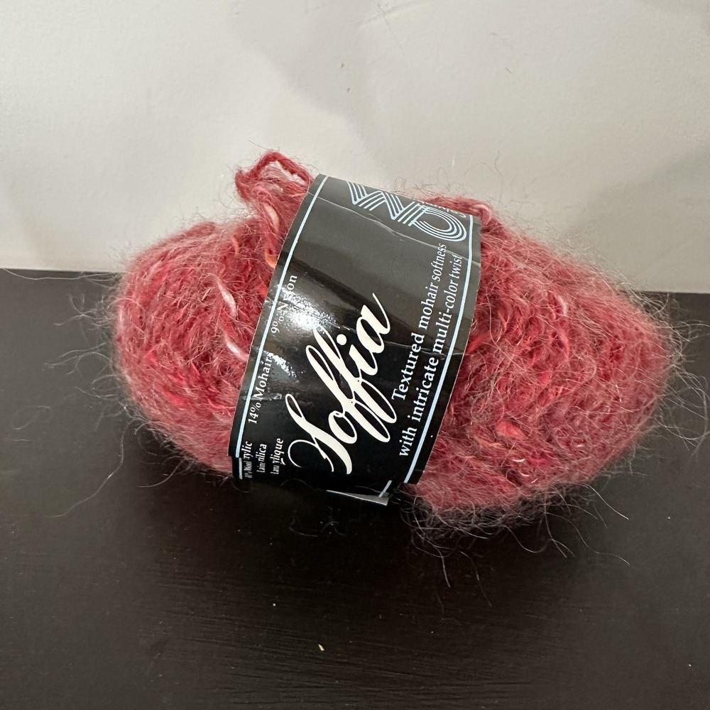 Soffia Wool Mohair Blend Yarn Colombia‎ Red Pink #2271 Variegated 1 Cake